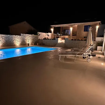 Mm With Heated Pool, Sauna, Jacuzzi Willa Stankovci (Zadar)