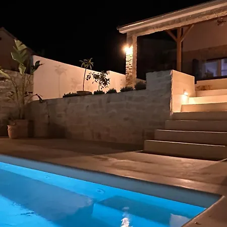 Mm With Heated Pool, Sauna, Jacuzzi Stankovci (Zadar)