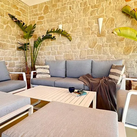 Mm With Heated Pool, Sauna, Jacuzzi