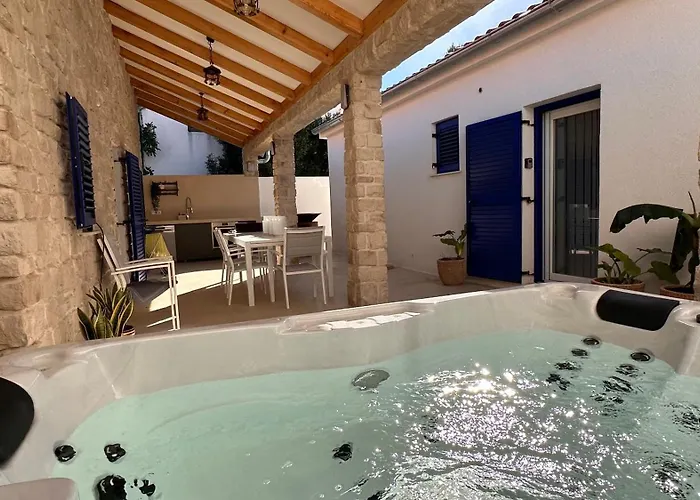 Mm With Heated Pool, Sauna, Jacuzzi *