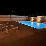 Βίλα Mm With Heated Pool, Sauna, Jacuzzi Stankovci (Zadar)