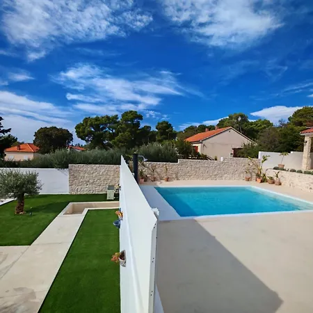 Mm With Heated Pool, Sauna, Jacuzzi * Stankovci (Zadar)