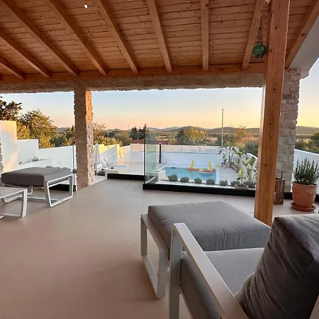 빌라 Mm With Heated Pool, Sauna, Jacuzzi *