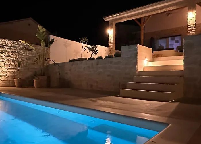 Mm With Heated Pool, Sauna, Jacuzzi Stankovci (Zadar)