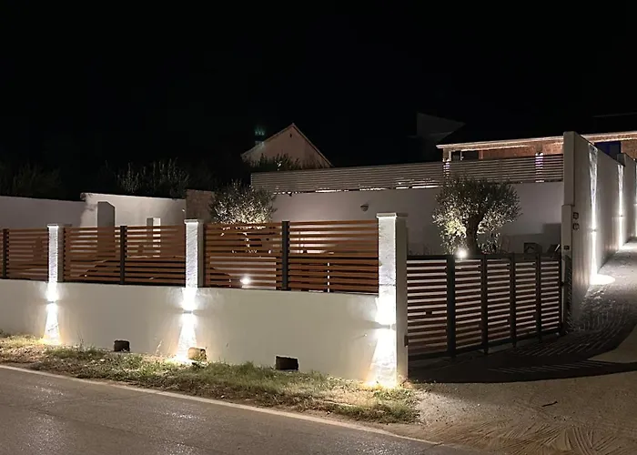 Mm With Heated Pool, Sauna, Jacuzzi Villa Stankovci (Zadar)
